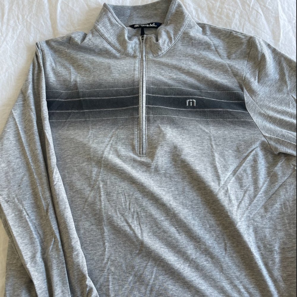 Travis Mathew 1/4 Zip Pullover XL